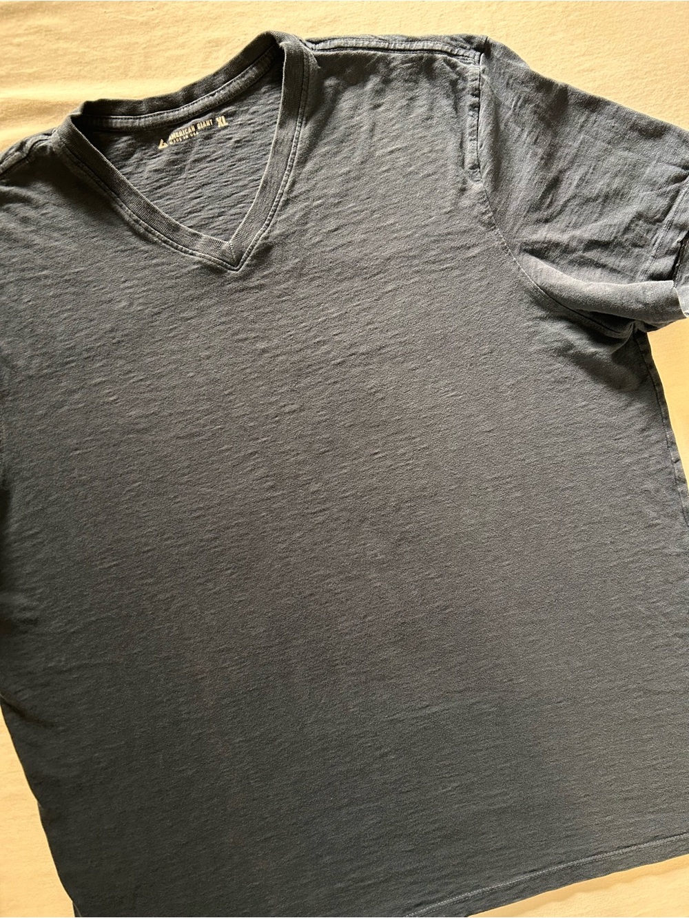 American Giant Slub V Neck Tee XL
